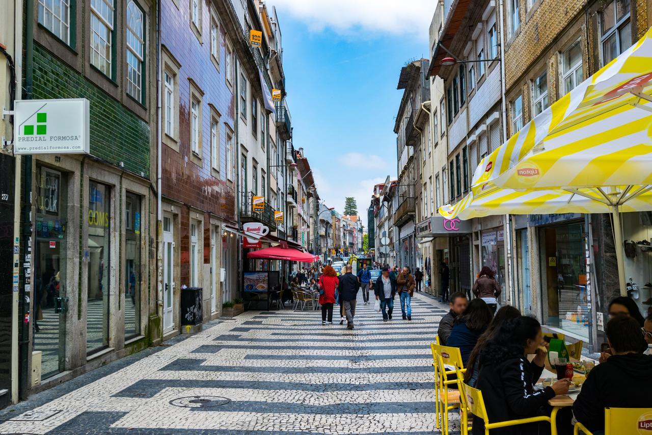 Merc Porto Central Place Exteriör bild
